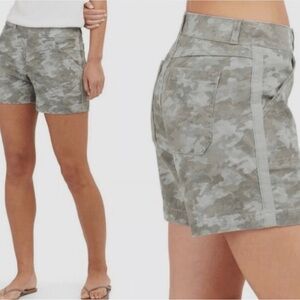 SPANX Women's Camo Shorts Size L